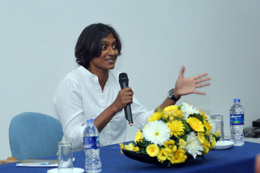 Dr. Nadeera Rajapakse talks on Travelling through Silk Roads at the BIDTI